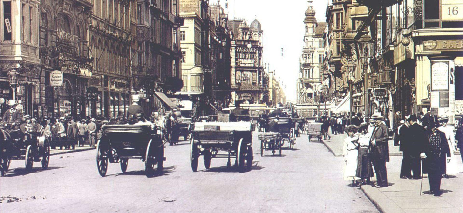 Berlin, Friedrichstraße, Blick nach Norden, um 1900, Image via Wikimedia, Public Domain