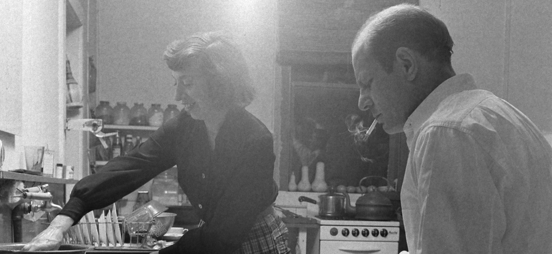 In The Kitchen With Krasner & Pollock, 1949 © Photo by Martha Holmes/The LIFE Picture Collection via Getty Images