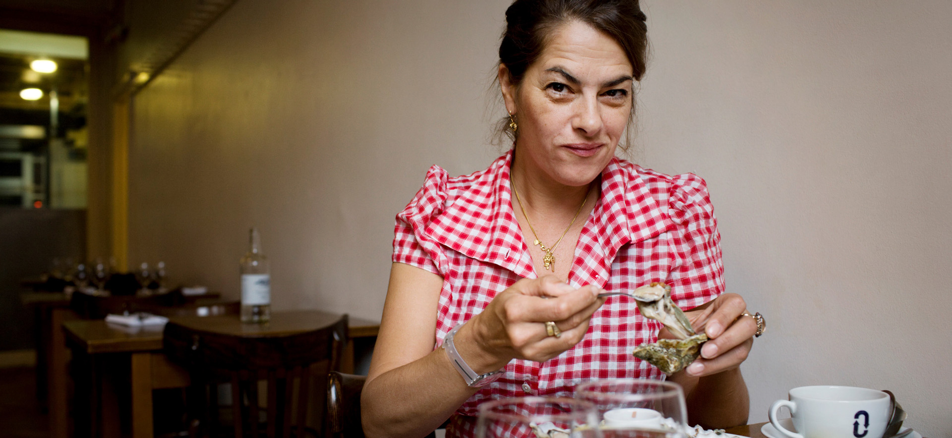 Tracey Emin, 19/3/10 at the London
Restaurant, St. JOHN Bread and Wine, Photo by Harry Borden (https://harryborden.co.uk/)