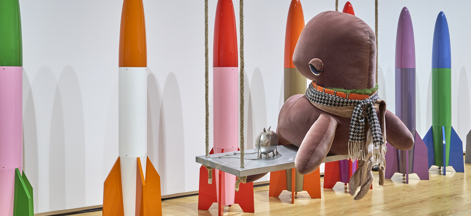 Detail: Cosima von Bonin. feelings, Ausstellungsansicht, © Schirn Kunsthalle Frankfurt 2024, Foto: Norbert Miguletz